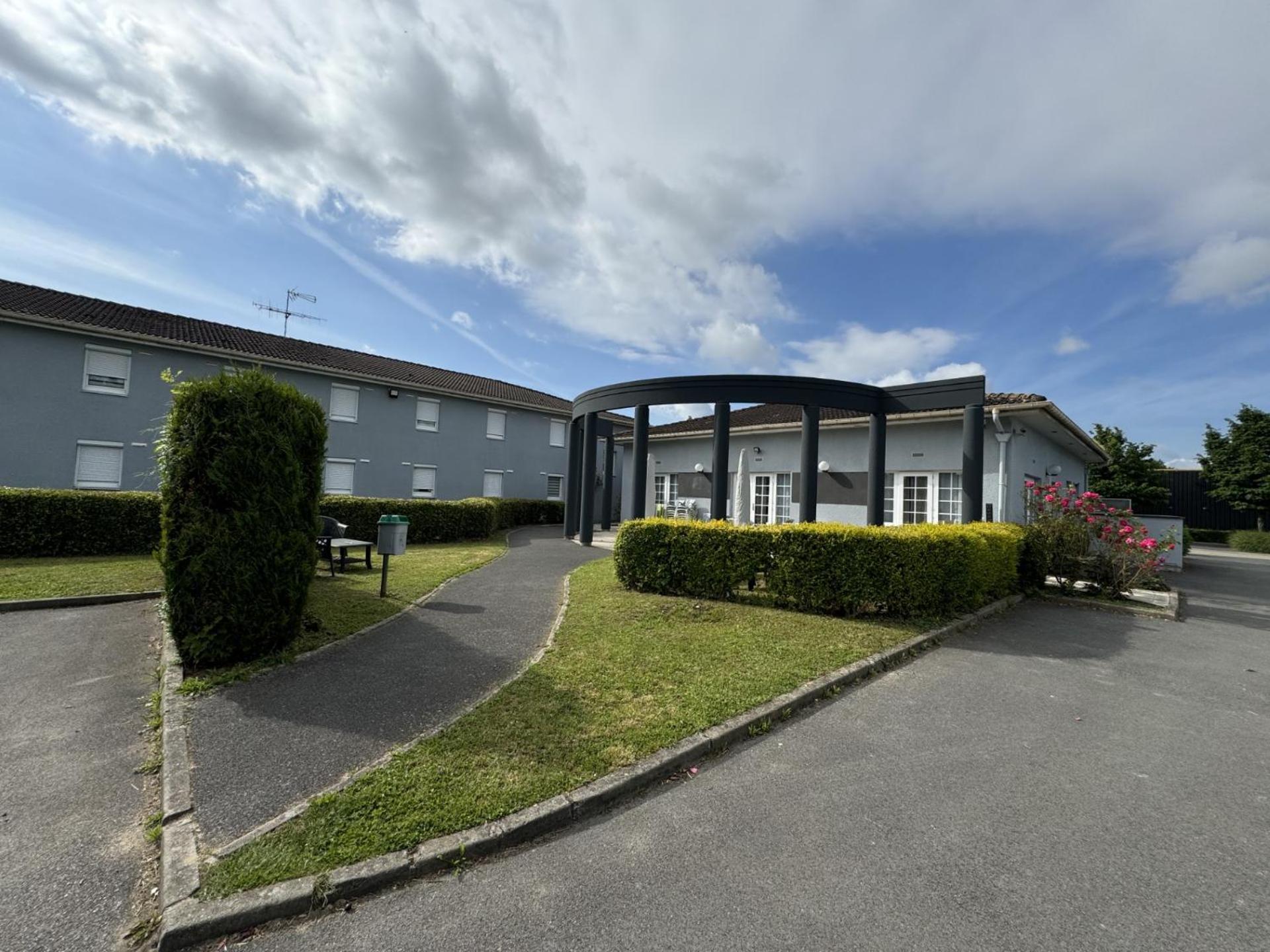 Kyriad Direct Reims Bezannes Exterior photo
